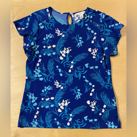 Liz Claiborne Blue Tropical Floral Short Sleeve Top Medium (QT) - Picture 2 of 6